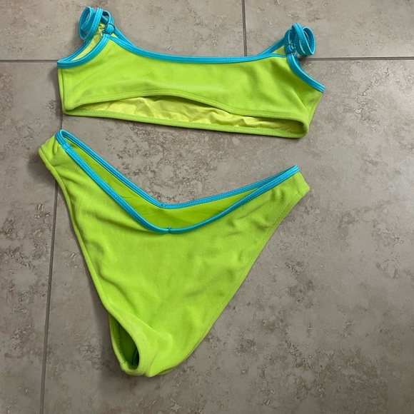 Frankies Bikinis Terry Bikini in Siren - Picture 5 of 7